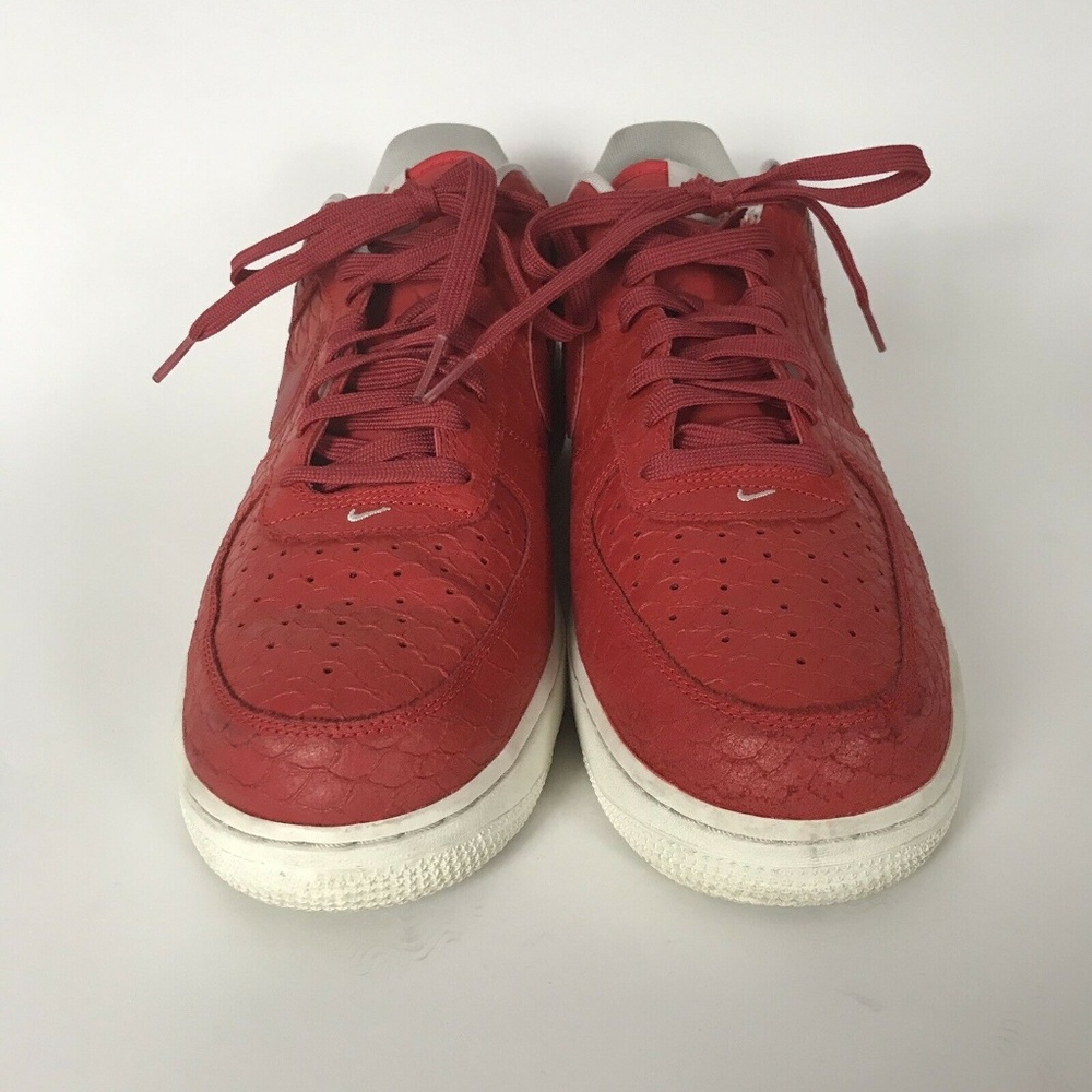 Nike Air Force One Low LV8 Mens Red Leather Shoes - Picture 4 of 8